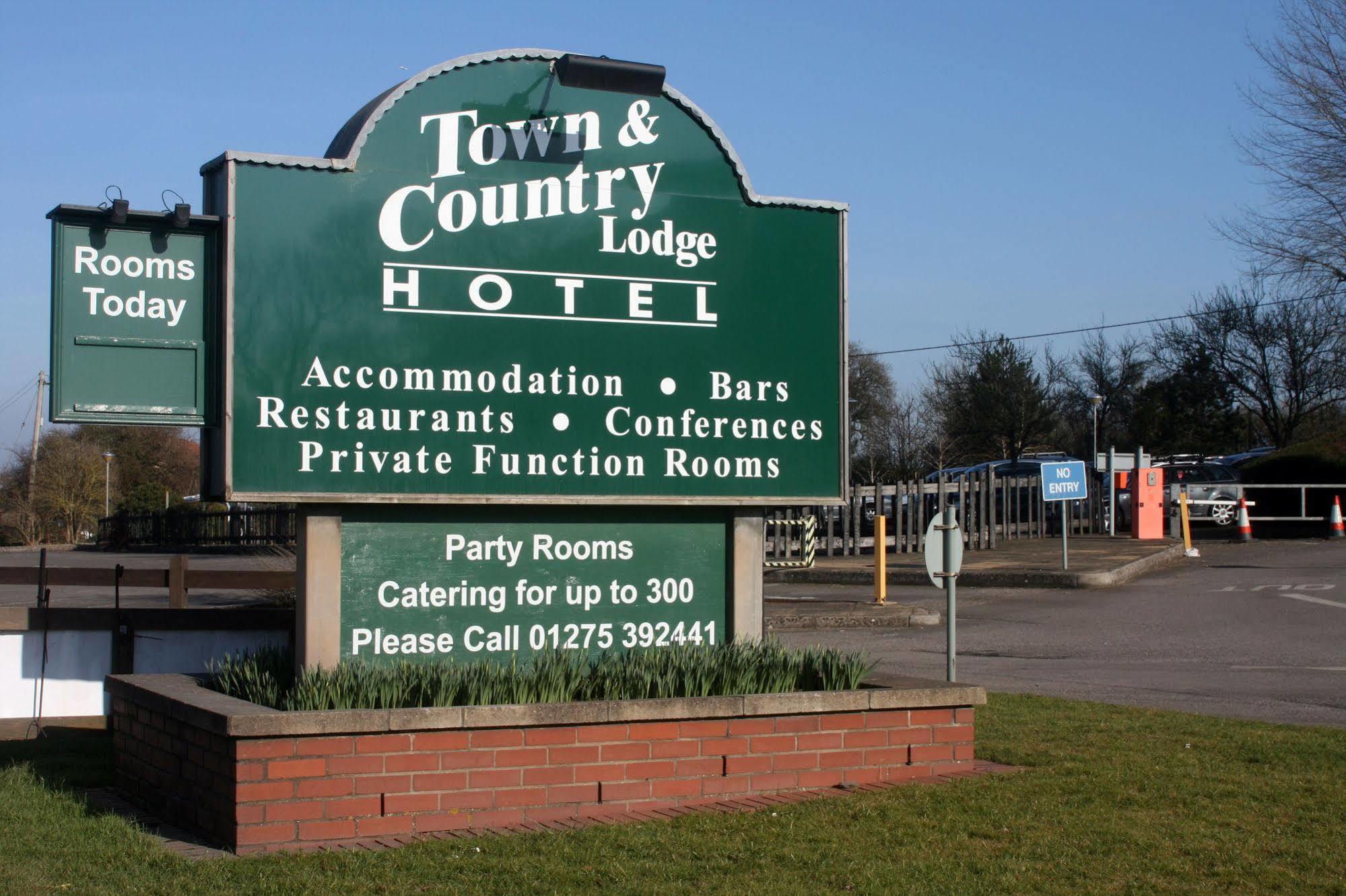 The Town & Country Lodge Dundry Exterior photo