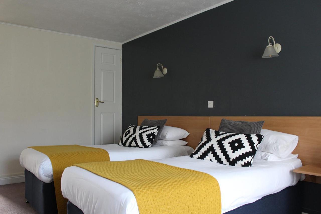 The Town & Country Lodge Dundry Exterior photo